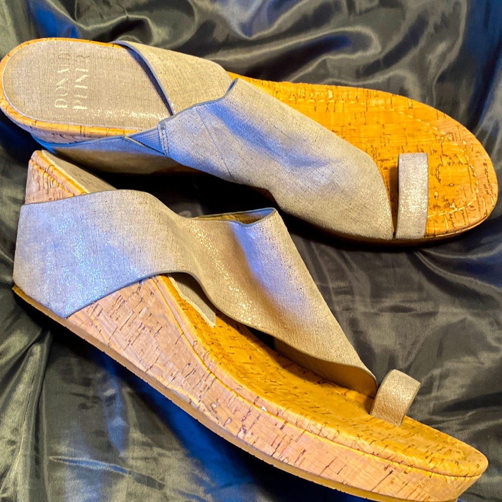 NWT Silver/Gray Wedges